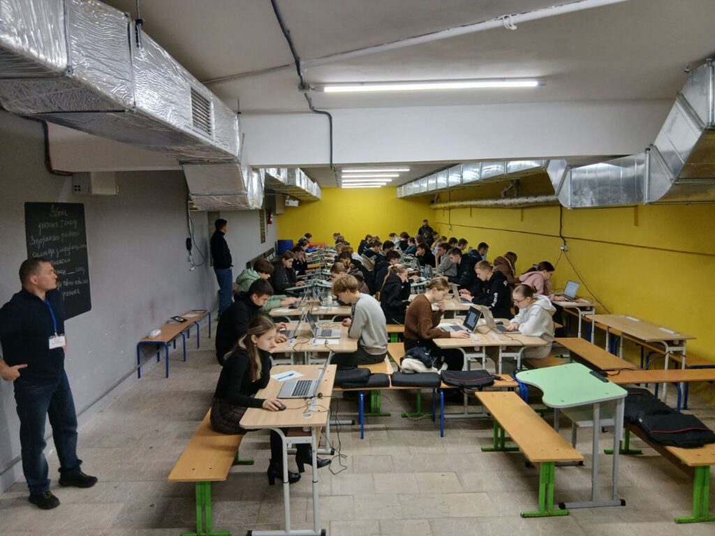 Photo 2025 11 09 19 16 30